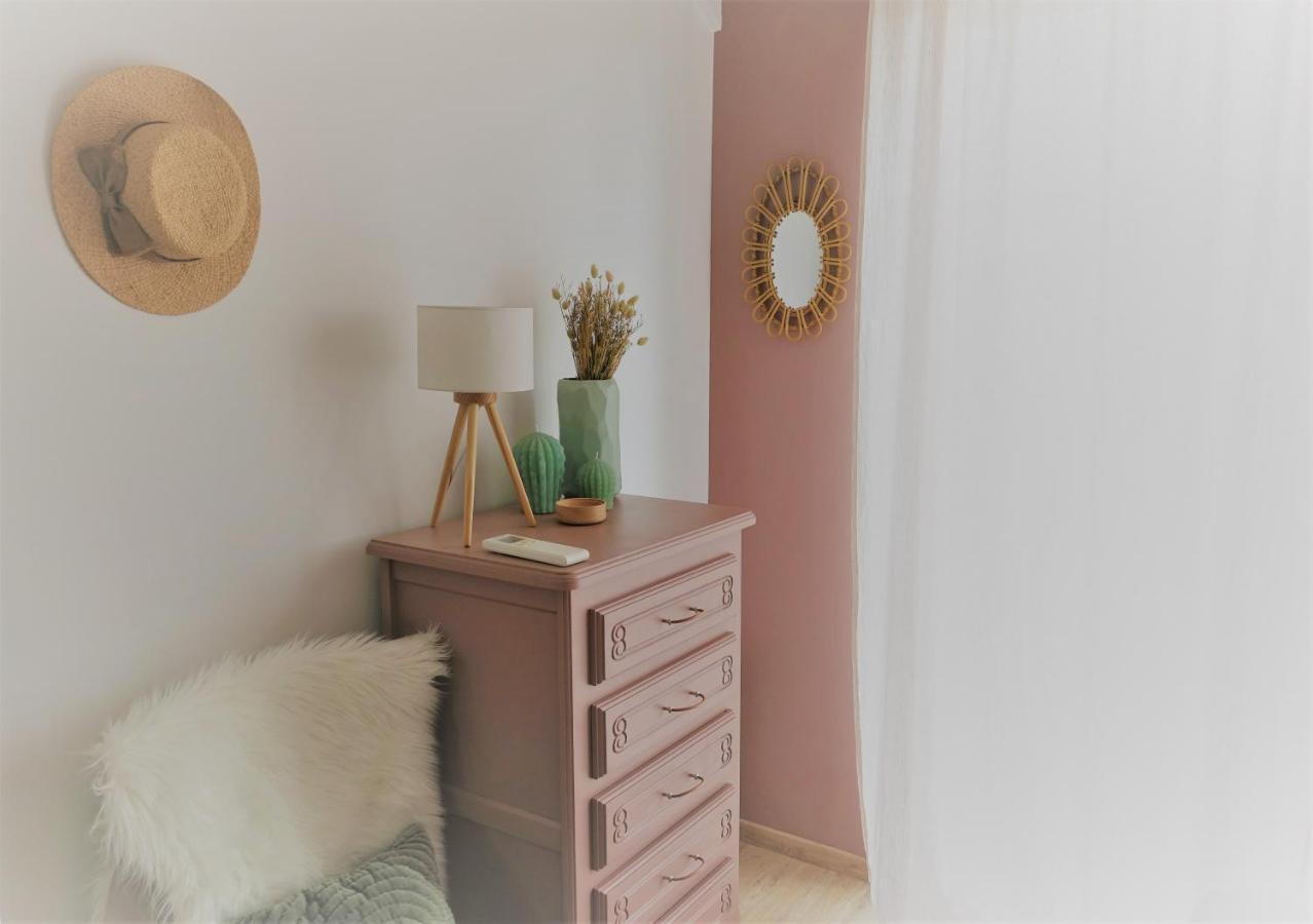 Appartement Hyper Centre, Plage A Pieds, 2 Chambres, 4 Personnes Châtelaillon-Plage Exteriér fotografie